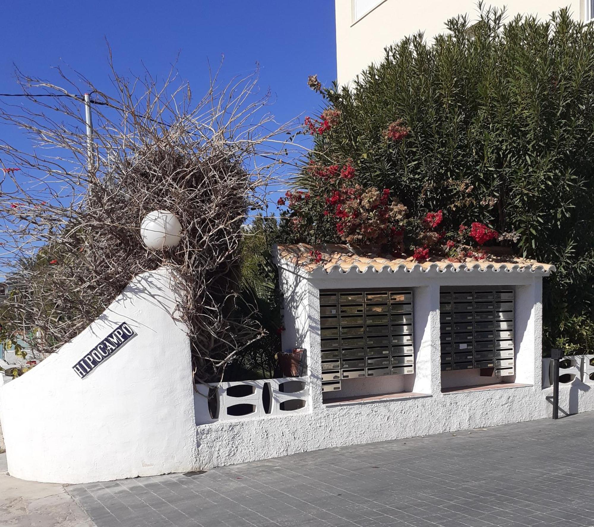 Oasis Apartments Playa Albaranas Denia Exterior photo